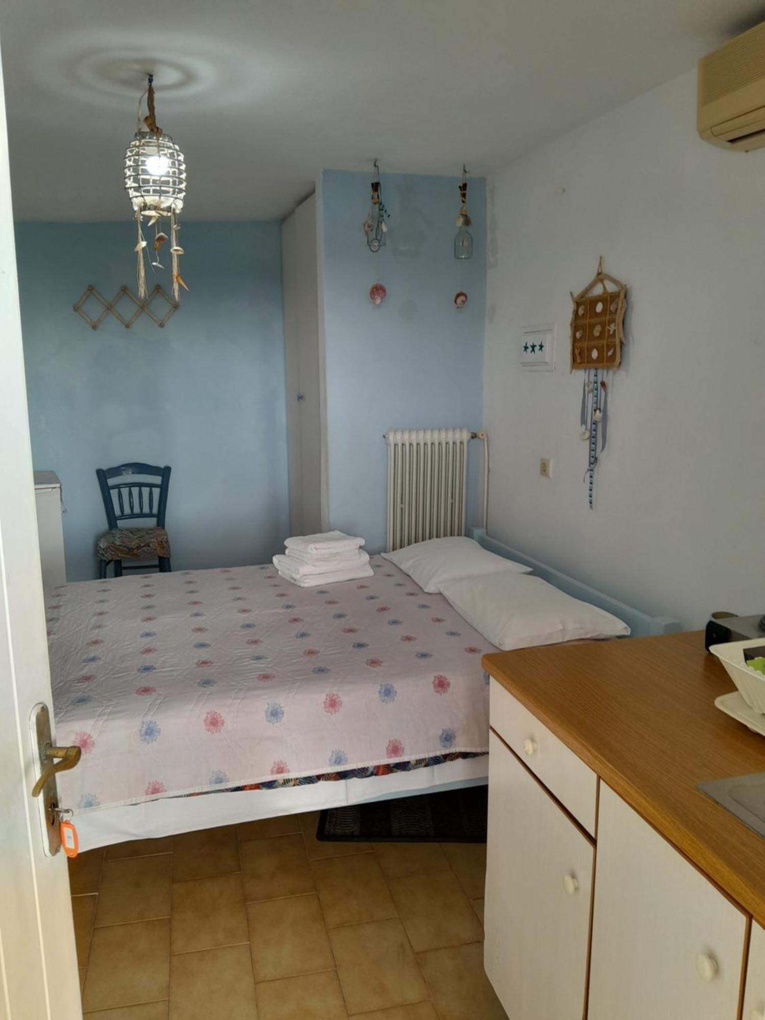 Thalassino Ageri Gialiskari  Номер фото